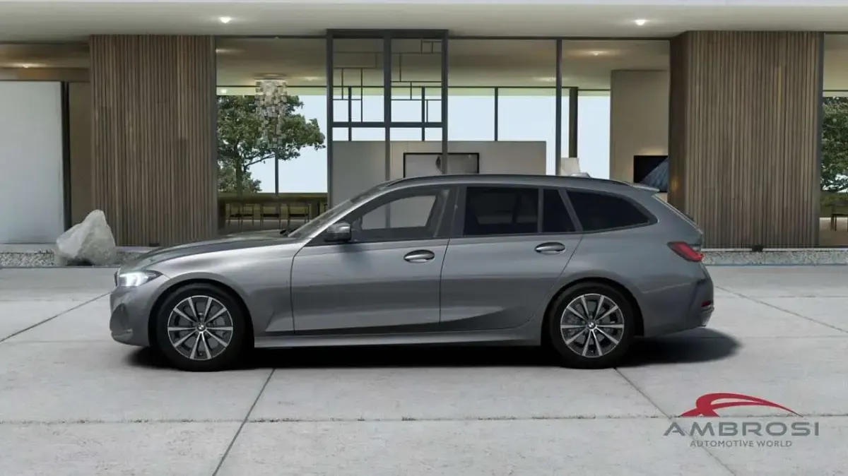 Nuova BMW 320 Comfort Edition 190 CV (139 kW) 2025 Skyscraper grey metallic Station wagon