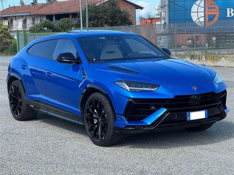 Usata Lamborghini Urus 666 CV (489 kW) 2023 Blu/azzurro SUV