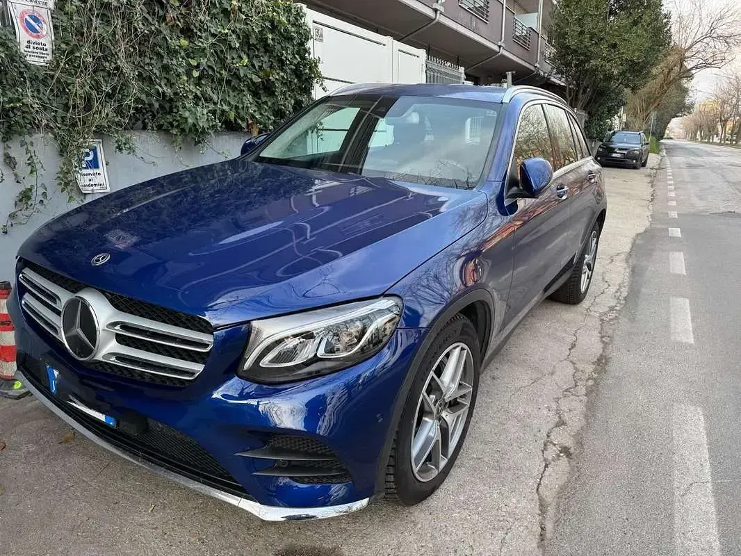 Usata Mercedes GLC220 Business 170 CV (125 kW) 2017 SUV