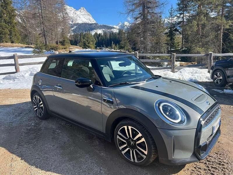 Usata Mini Cooper S 178 CV (130 kW) 2022 Grigio Utilitaria