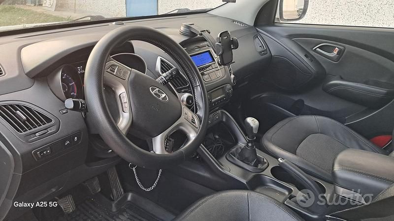 Usata Hyundai ix35 115 CV (84 kW) 2011 Bianco SUV