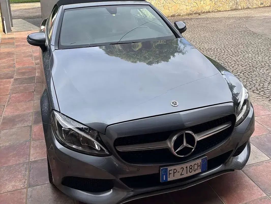 Usata Mercedes C250 Executive 204 CV (150 kW) 2018 Grigio Cabrio