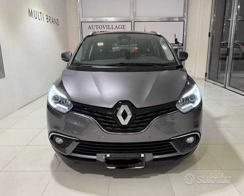 Grigio Usata 2022 Renault Scénic Monovolume | 15.900 € - Immagine 1/4