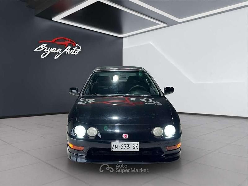 Usata Honda Integra Type R 190 CV (139 kW) 1998 Nero Coupé