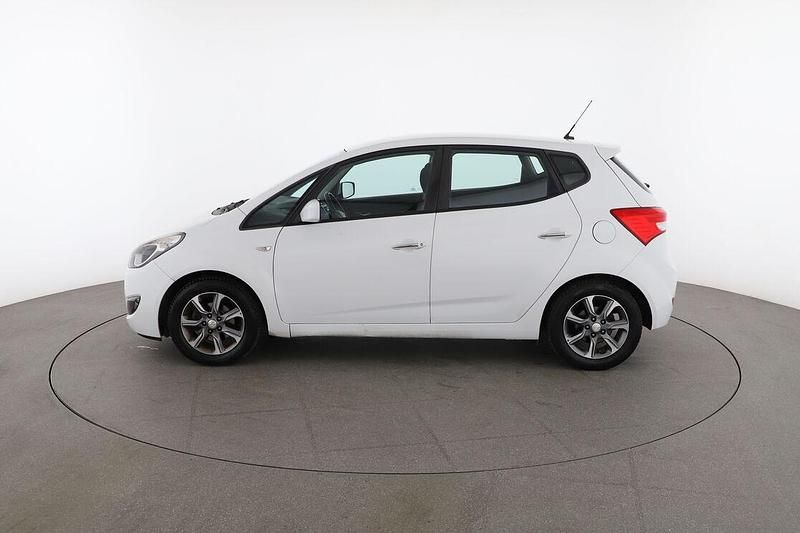 Usata Hyundai ix20 Comfort 90 CV (66 kW) 2016 Bianco Utilitaria