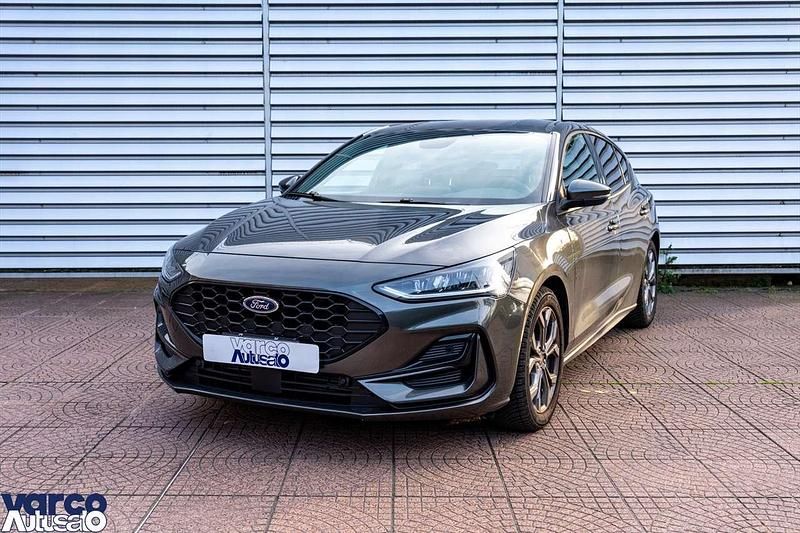 Usata Ford Focus ST-Line 125 CV (91 kW) 2022 Grigio magnetic Monovolume