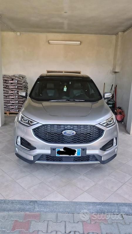 Usata Ford Edge 238 CV (175 kW) 2020 Grigio SUV
