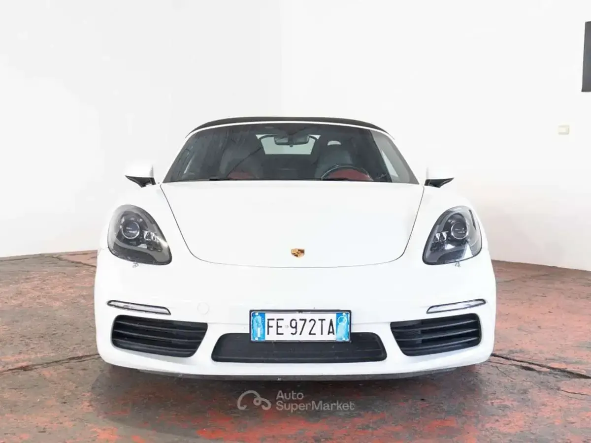Usata Porsche 718 Boxster 300 CV (220 kW) 2016 Bianco Cabrio