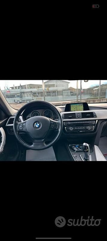 Usata BMW 318 150 CV (110 kW) 2016 Nero Station wagon