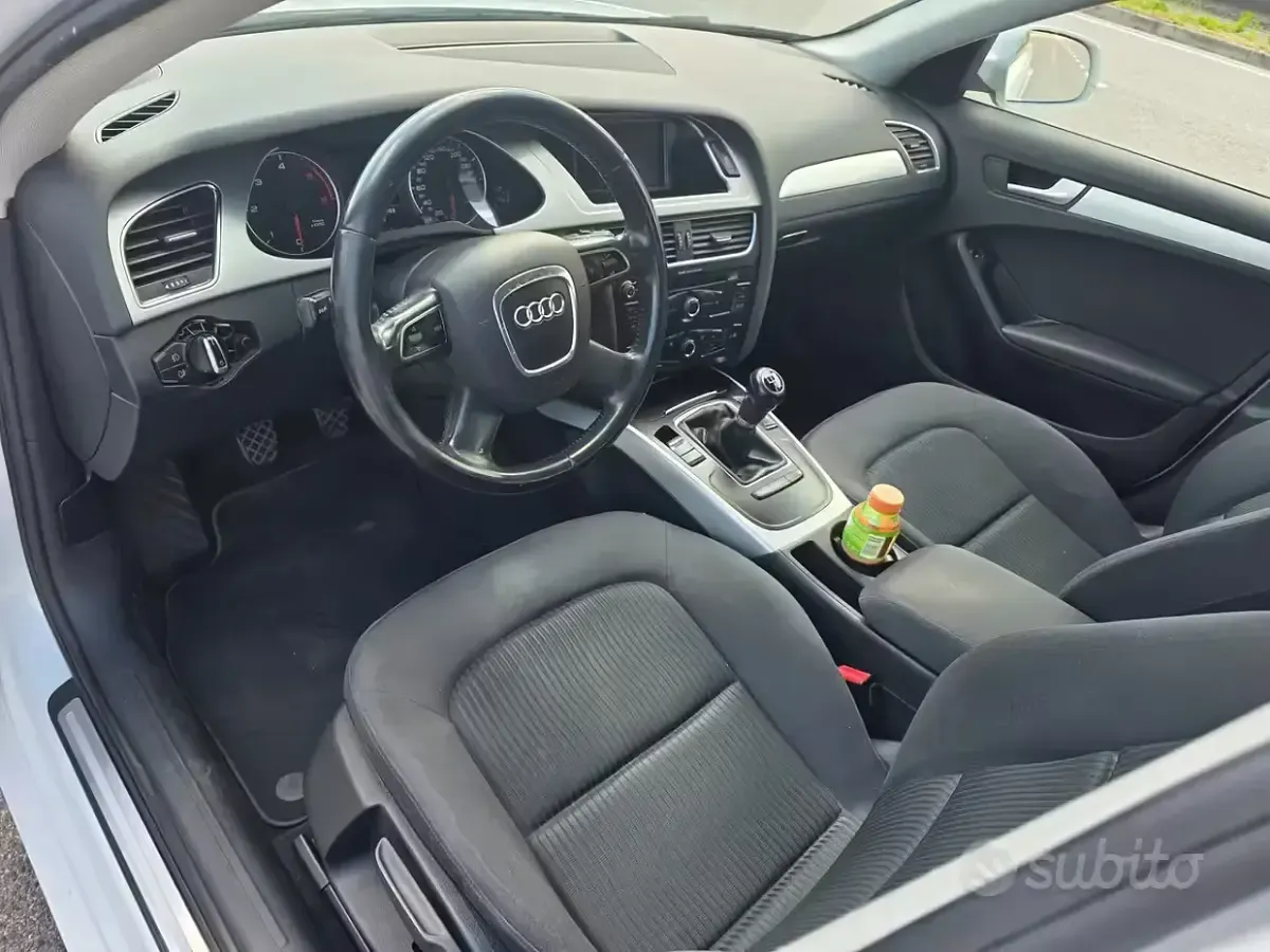 Usata Audi A4 Advanced 143 CV (105 kW) 2011 Bianco Station wagon