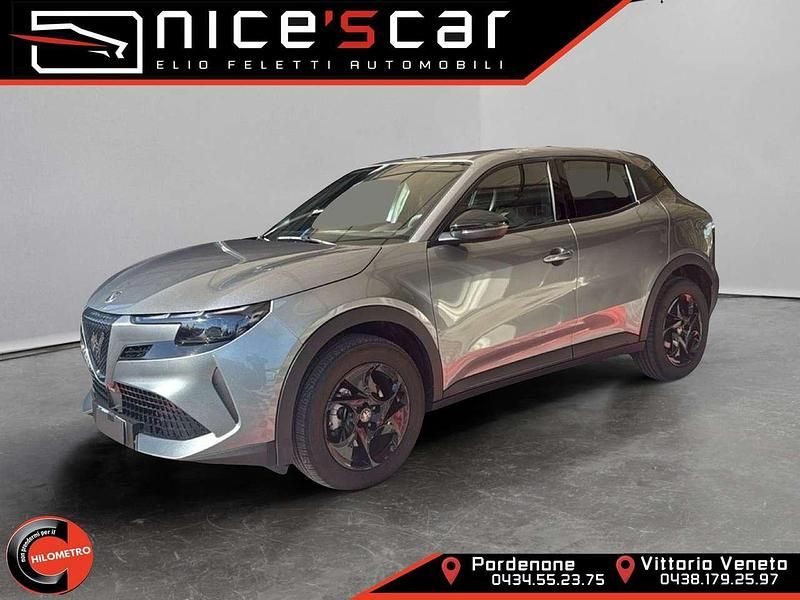 Grigio Usata 2024 Alfa Romeo Junior SUV | 26.900 € (Buon prezzo) - Immagine 1/4