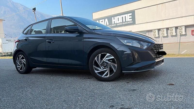 Usata Hyundai i20 79 CV (58 kW) 2024 Grigio Utilitaria