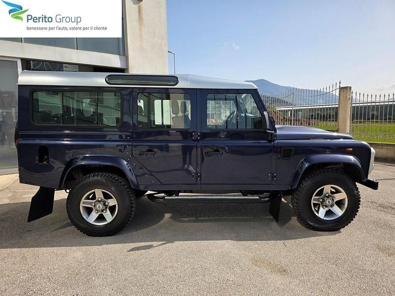 Usata Land Rover Defender 122 CV (89 kW) 2014 Blu / metallizzato Station wagon