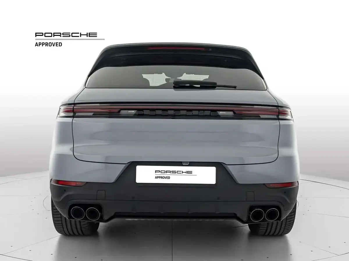Nuova Porsche Cayenne E-Hybrid 470 CV (345 kW) 2026 Grigio SUV