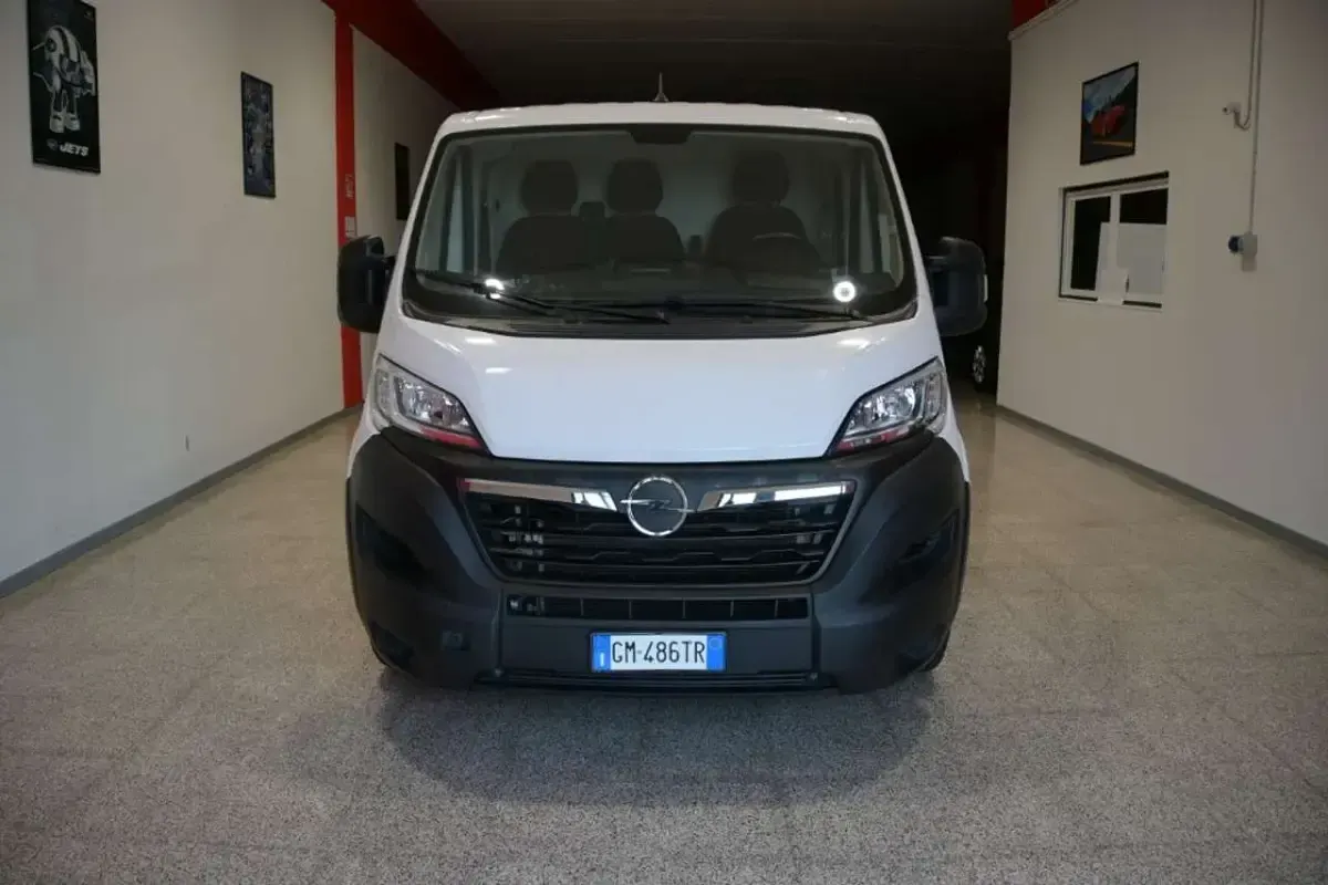 Usata Opel Movano 120 CV (88 kW) 2023 Bianco Furgone