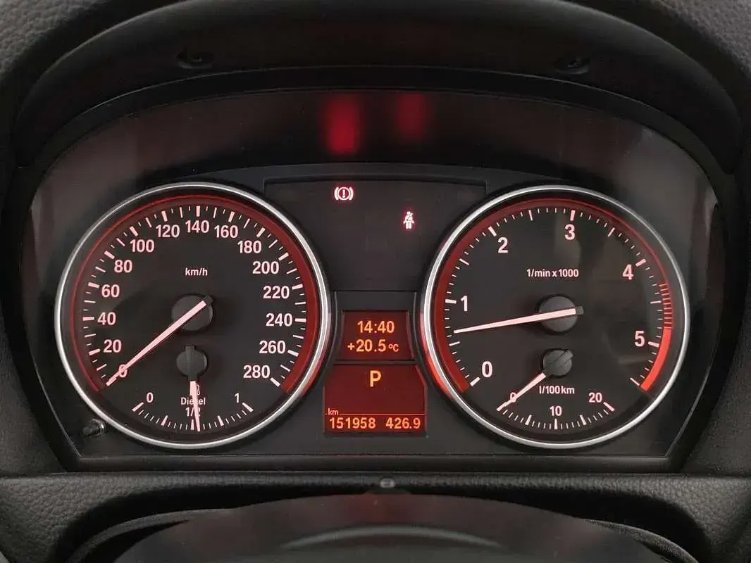 Usata BMW 325 Cabriolet 197 CV (144 kW) 2010 Cabrio