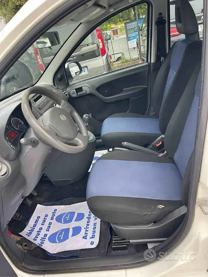 Usata Fiat Panda 4x4 Climbing 75 CV (55 kW) 2011 Bianco Utilitaria