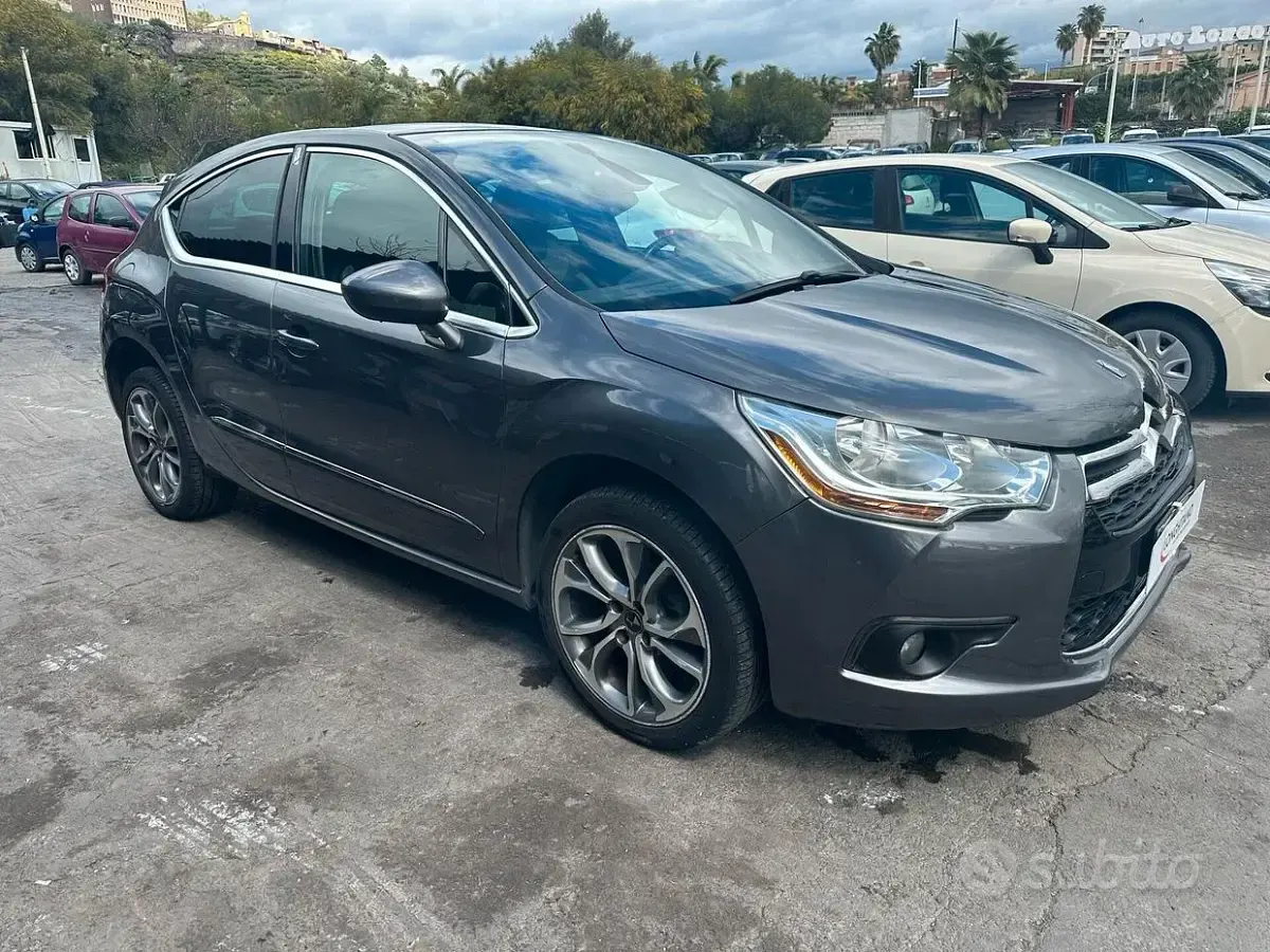 Usata DS Automobiles DS4 114 CV (83 kW) 2015 Grigio Berlina
