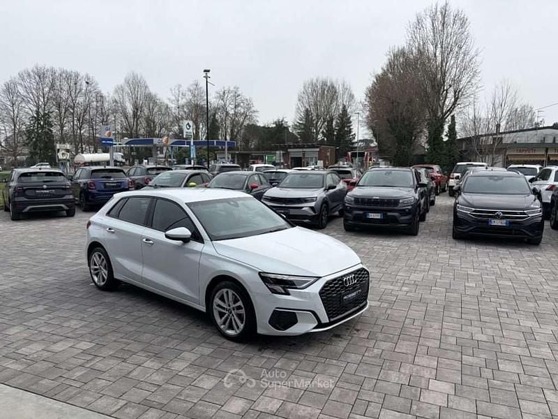 Usata Audi A3 116 CV (85 kW) 2022 Bianco Berlina