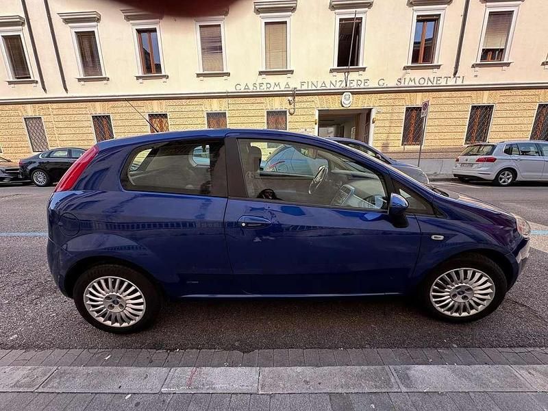 Usata Fiat Grande Punto Active 65 CV (47 kW) 2006 Utilitaria