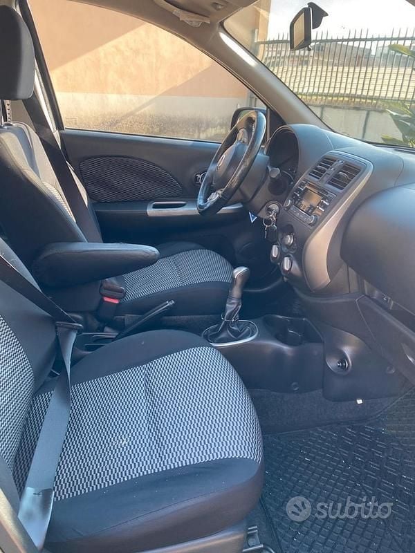 Usata Nissan Micra 80 CV (58 kW) 2015 Nero Berlina