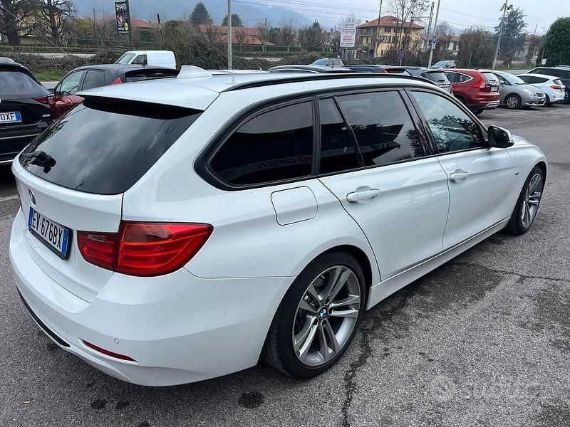 Usata BMW 320 Efficient Dynamics 184 CV (135 kW) 2014 Bianco Station wagon