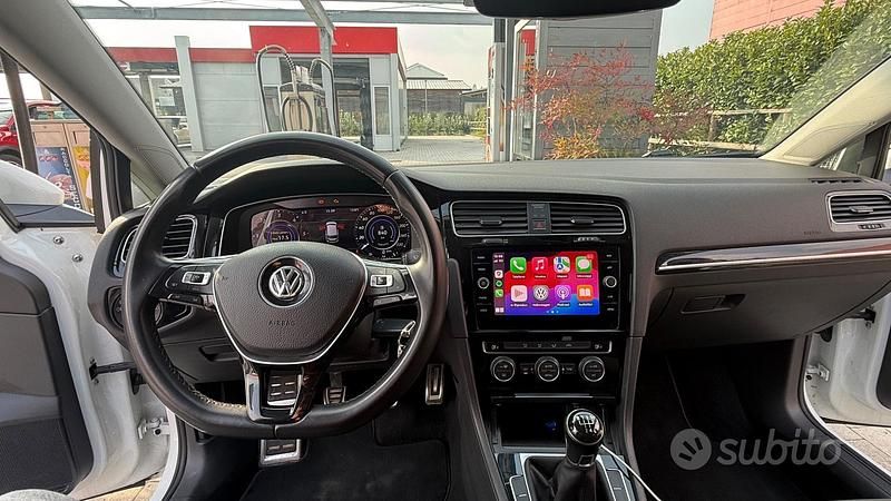 Usata VW Golf VII Executive 110 CV (80 kW) 2018 Bianco Berlina