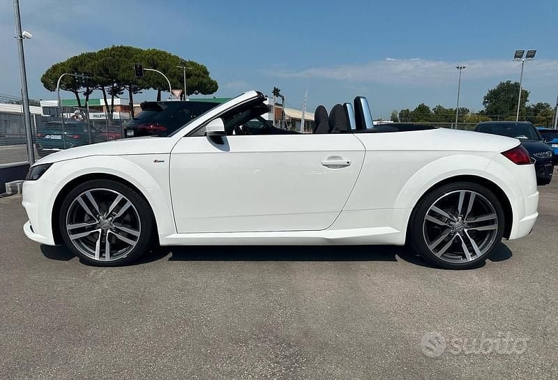 Usata Audi TT Roadster S-Line 230 CV (169 kW) 2017 Bianco Cabrio