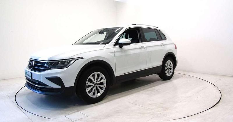 Usata VW Tiguan Life 150 CV (110 kW) 2021 Bianco SUV