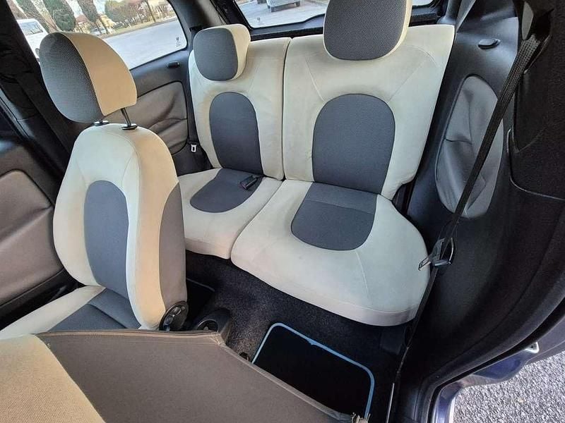 Usata Lancia Ypsilon 60 CV (44 kW) 2006 Blu/azzurro Utilitaria