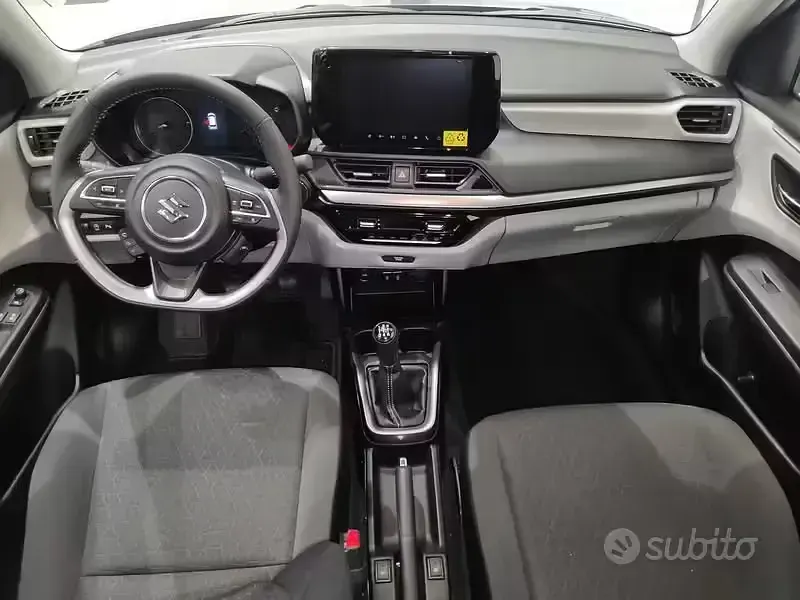Nuova Suzuki Swift 83 CV (61 kW) 2026 Grigio Utilitaria