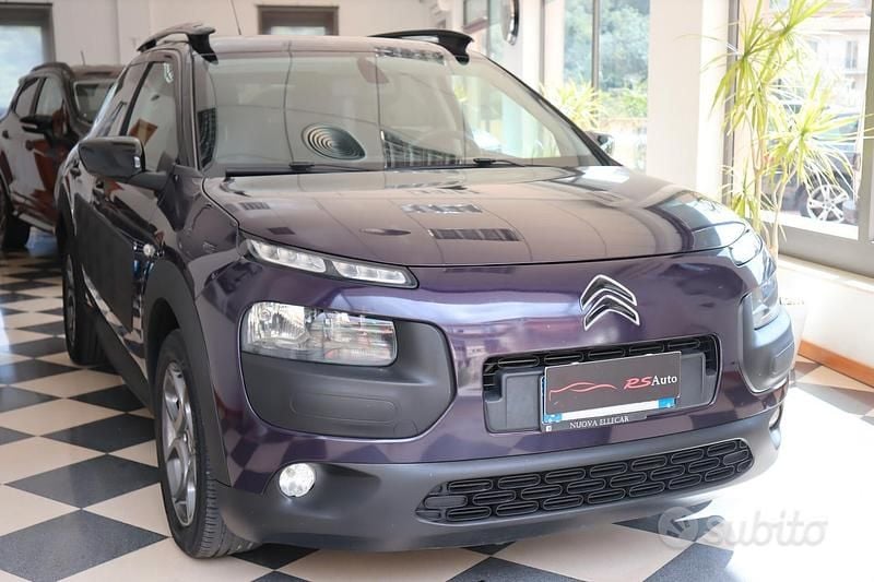 Usata Citroën C4 Cactus Shine 100 CV (73 kW) 2014 Viola Utilitaria