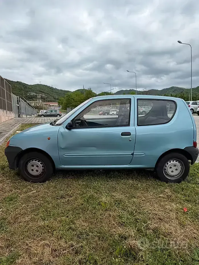 Usata Fiat 600 39 CV (28 kW) 1999 Berlina