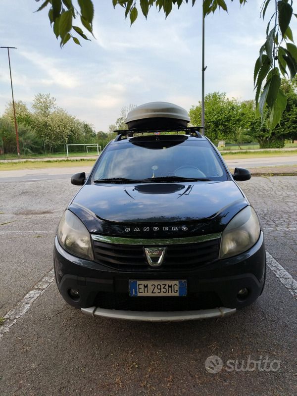 Usata Dacia Sandero 85 CV (62 kW) 2012 Grigio Utilitaria