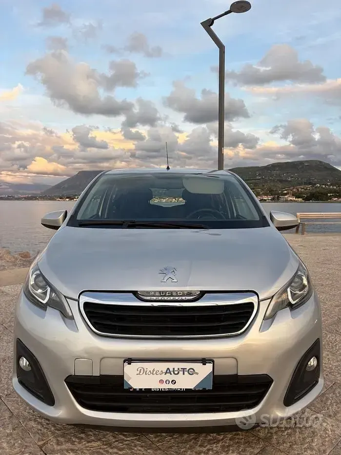 Usata Peugeot 108 Allure 72 CV (52 kW) 2018 Grigio Utilitaria
