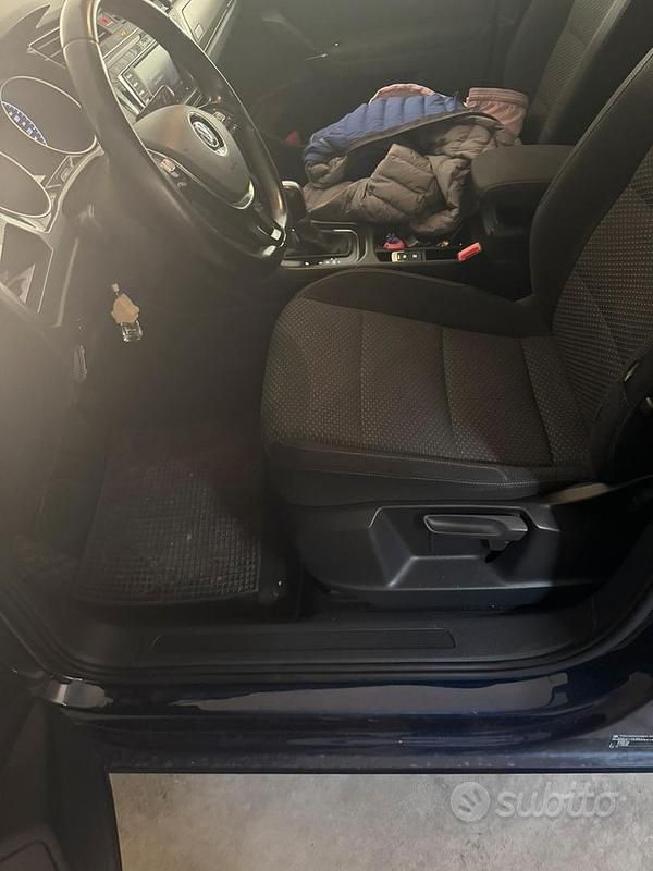 Usata VW Touran 110 CV (80 kW) 2016 Blu Monovolume