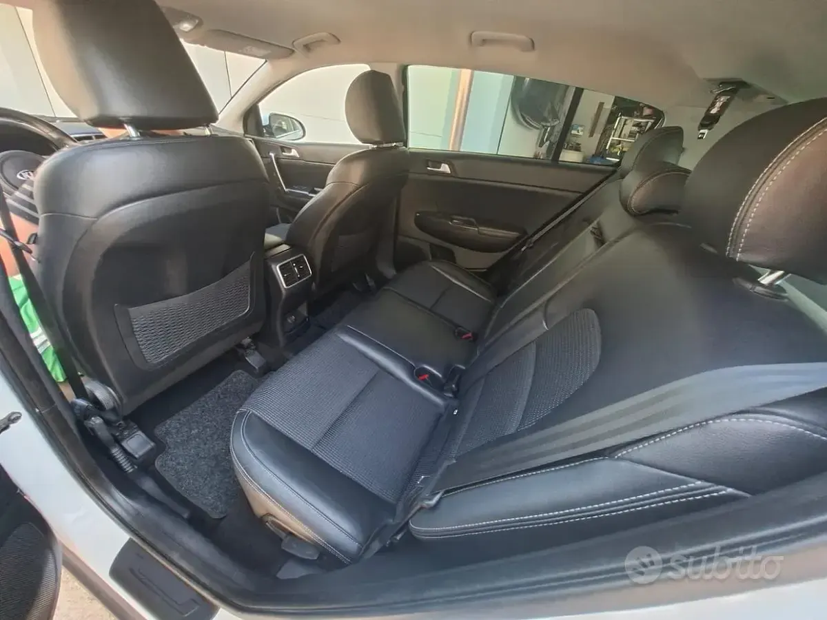 Usata Kia Sportage 115 CV (84 kW) 2016 Bianco SUV