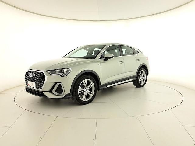 Usata Audi Q3 Sportback S-Line 150 CV (110 kW) 2020 Argento rugiada metallizzato SUV