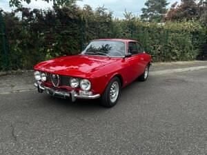 Usata Alfa Romeo 2000 Veloce 132 CV (97 kW) 1974 Rosso Coupé