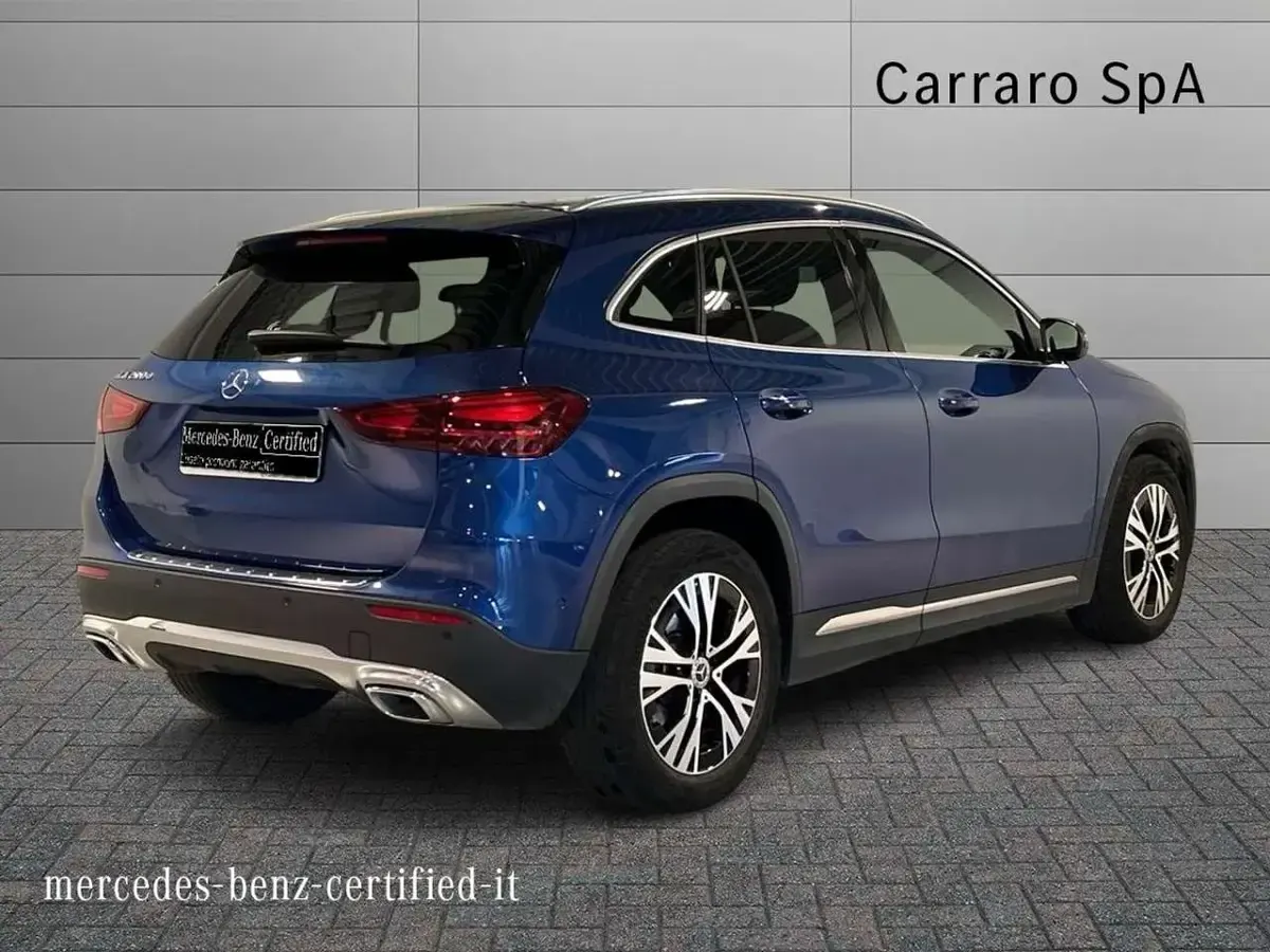 Usata Mercedes GLA200 Advanced 150 CV (110 kW) 2023 Blu SUV