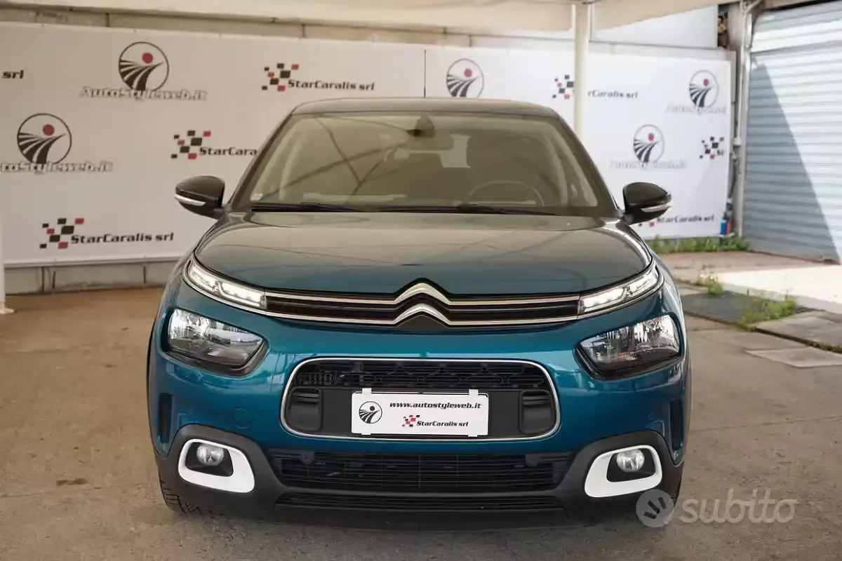 Occasion Citroën C4 Shine 99 PK (72 kW) 2018 Blauw SUV