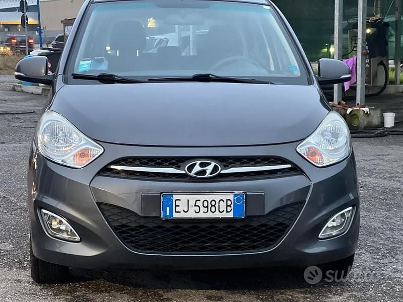Usata Hyundai i10 69 CV (50 kW) 2011 Grigio Utilitaria