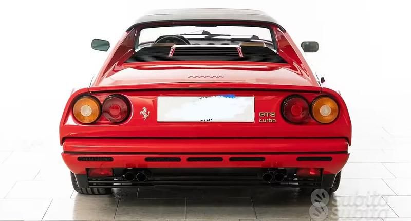 Usata Ferrari 208 254 CV (186 kW) 1986 Rosso Coupé