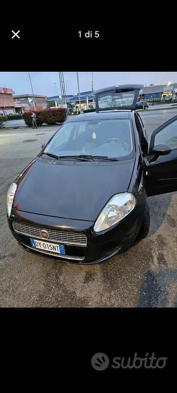 Usata Fiat Grande Punto 75 CV (55 kW) 2009 Nero Utilitaria