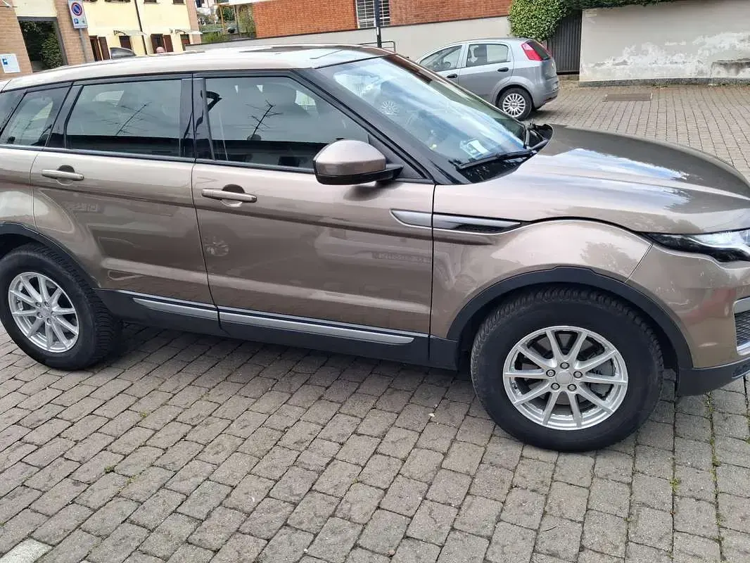 Usata Land Rover Range Rover evoque 150 CV (110 kW) 2017 SUV