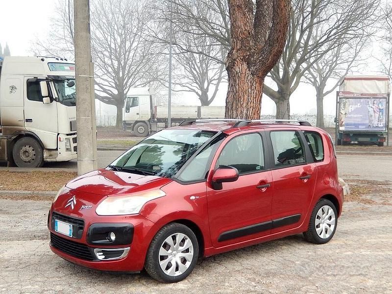Rosso Usata 2009 Citroën C3 Picasso Monovolume | 2990 € (Ottimo prezzo) - Immagine 1/4