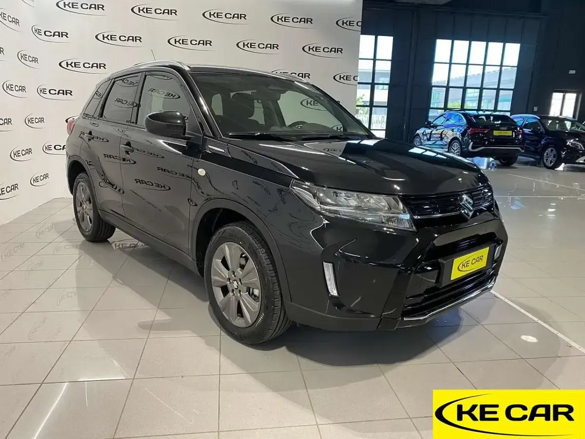 Usata Suzuki Vitara Cool 110 CV (80 kW) 2025 Nero SUV