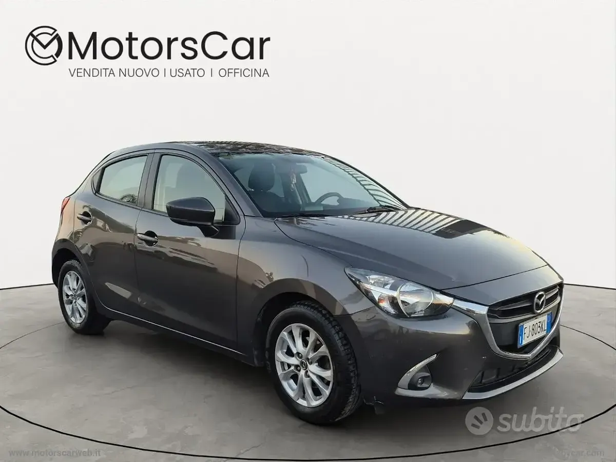 Usata Mazda 2 Evolve 75 CV (55 kW) 2017 Grigio Berlina