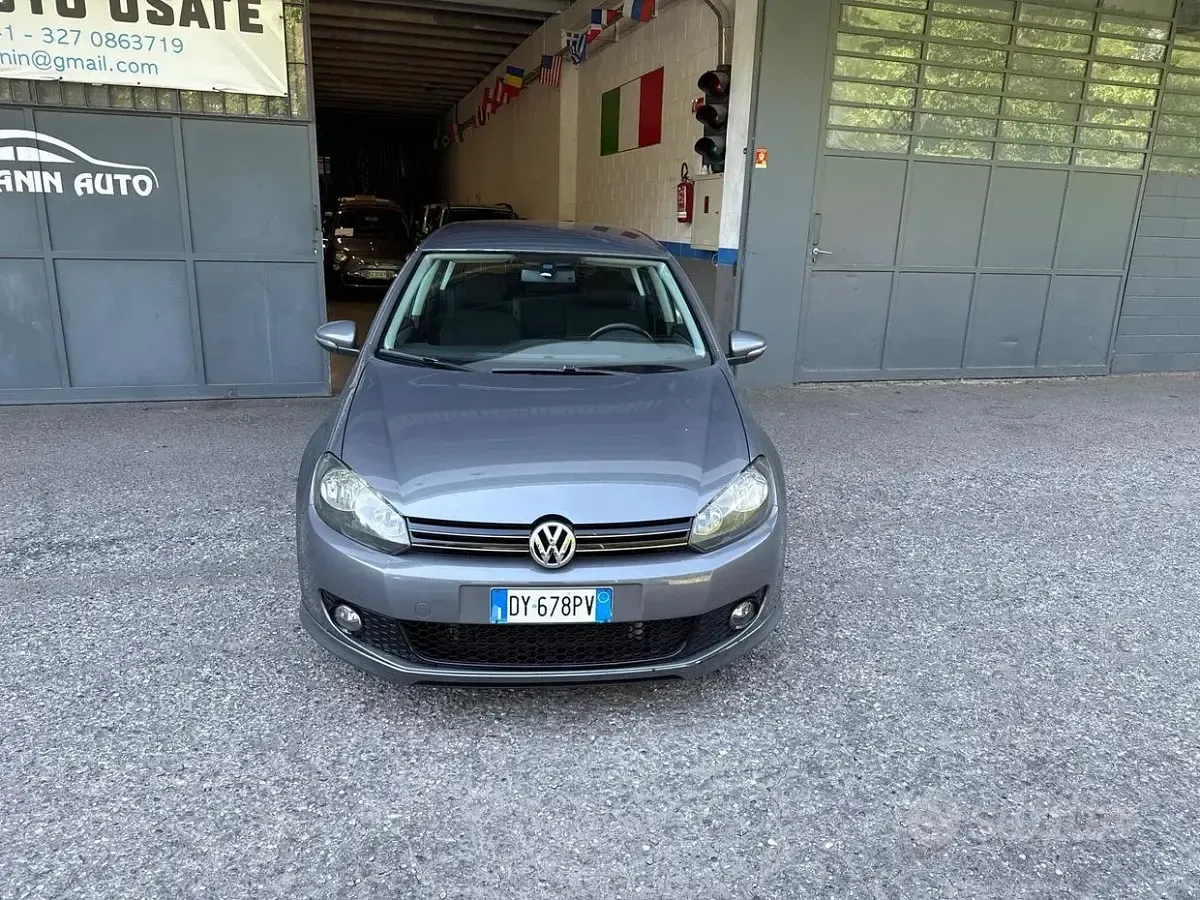 Usata VW Golf VI Highline 140 CV (102 kW) 2009 Grigio Utilitaria