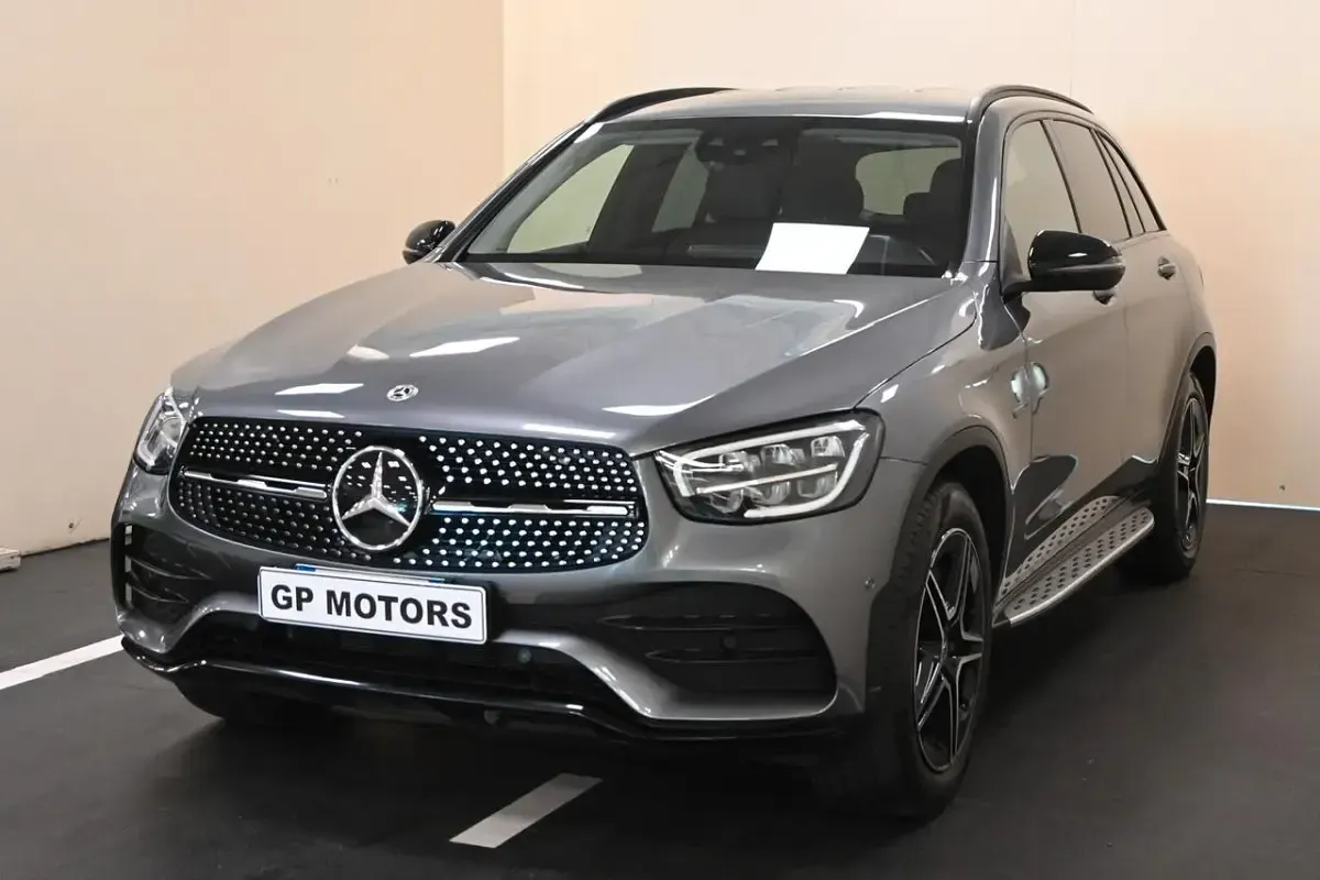 Usata Mercedes GLC300de 142 kW (194 CV) 2022 Grigio SUV